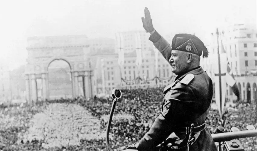 Бенито Муссолини 19221943 KeystoneGetty Images Один из участников Туле - фото 10