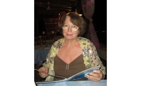 Ахтырская Ольга Павловна Родилась 7 июля 1950 года в Тюмени В двухлетнем - фото 2