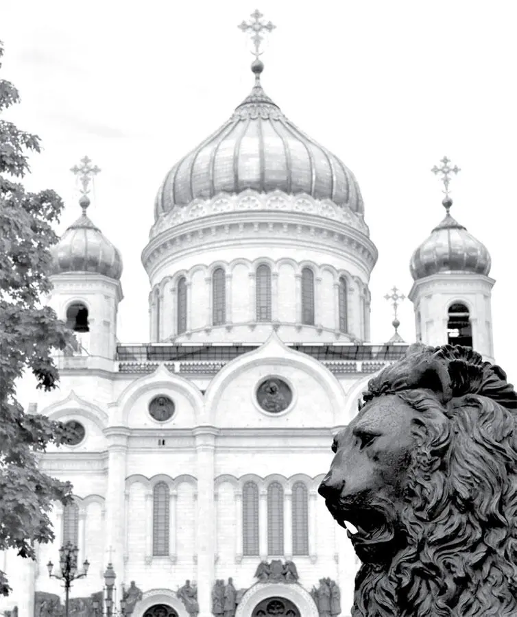 Храм Христа Спасителя Dramas Shutterstockcom Каменная стена Белого города - фото 4
