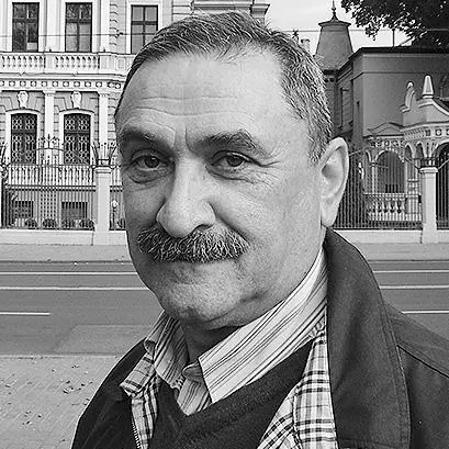 Родился в Киеве в 1950 году Окончил Институт инженеров гражданской авиации в - фото 4
