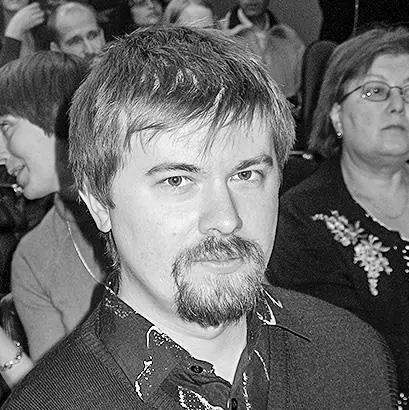 Родился в 1979 году в Москве Прозаик литературный критик философ кандидат - фото 8
