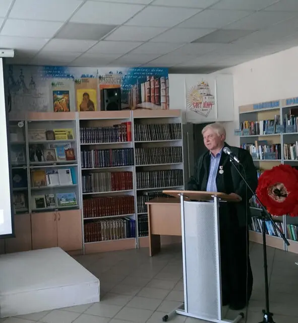 Автор сценария Николай Алексеенко Действующие лица Березов Илья Михайлович - фото 5