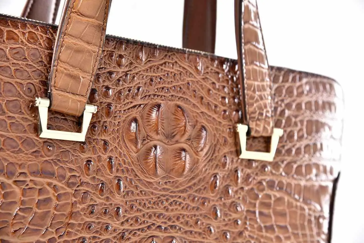 Fig 1117 Page of Disks A highquality timeless handbag made of expensive - фото 96