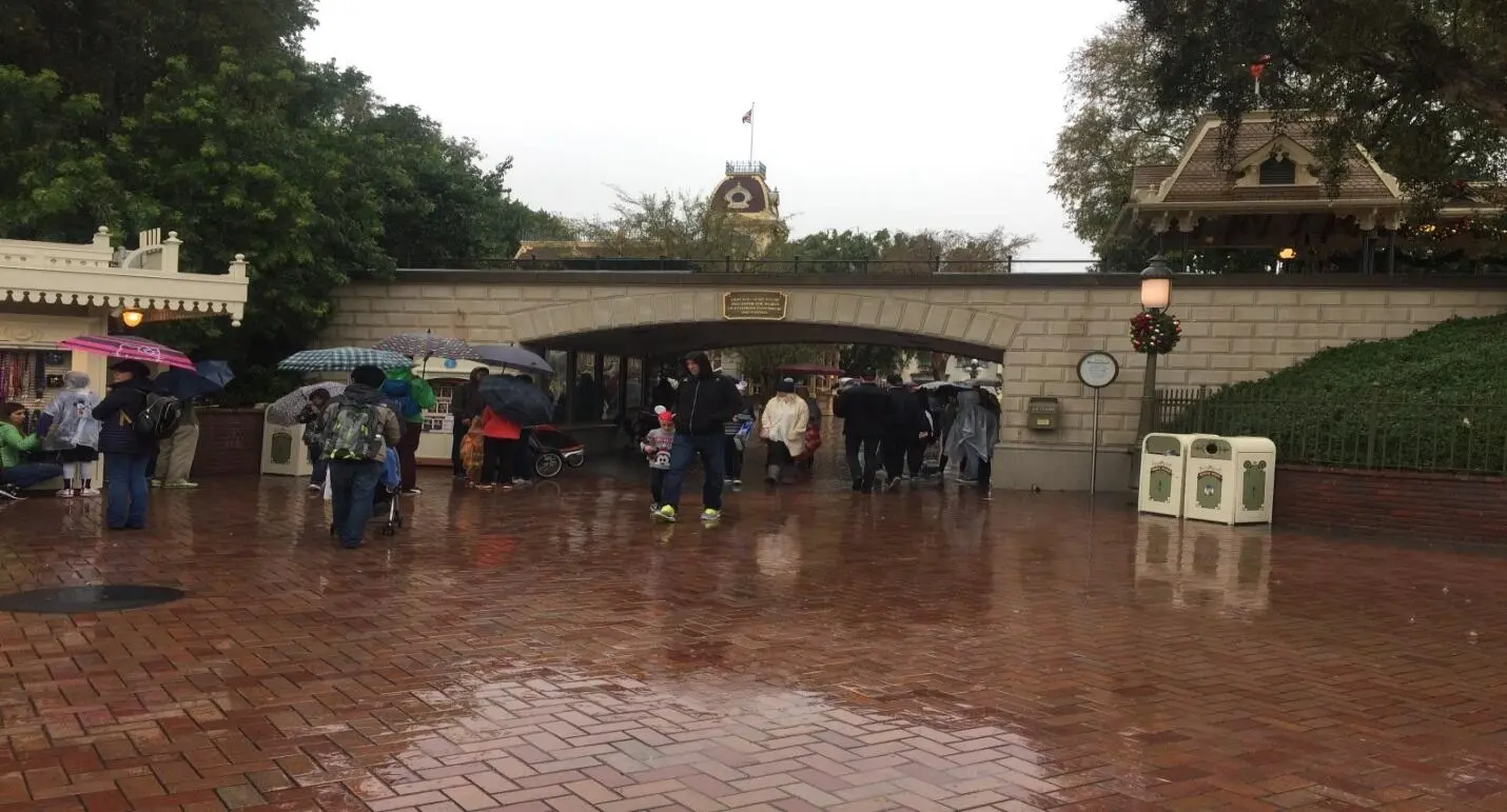 Вход в Disneyland Disneyland Park Анахайм Калифорния США Билет в - фото 14