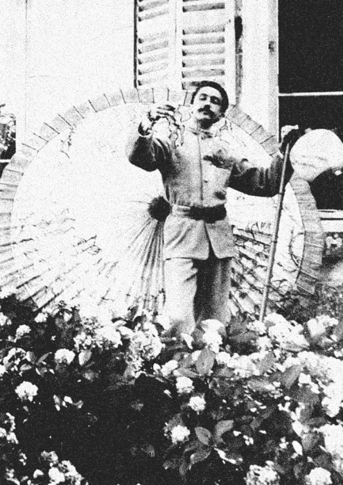 Фотопортрет Монтескью в японском стиле Монтескью сумел заразить Японией - фото 120