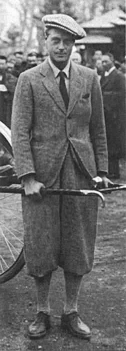 Принц Уэльский в костюме для гольфа 1920 г Этот благородный английский - фото 156
