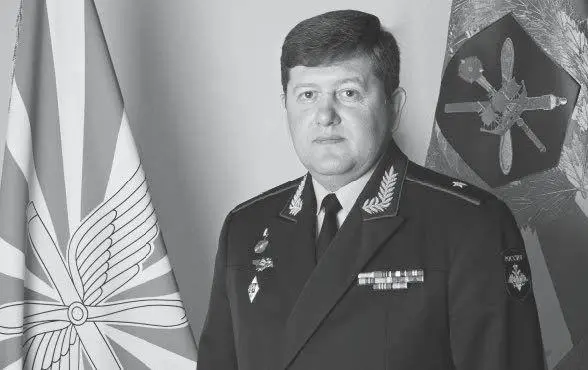 ИГОРЬ ЮРЬЕВИЧ МАКУШЕВ Начальник главного штаба ВоенноВоздушных Сил РФ - фото 3