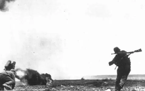 Hansens LIV Armeekorps used small Stossgruppen assault groups consisting of - фото 20