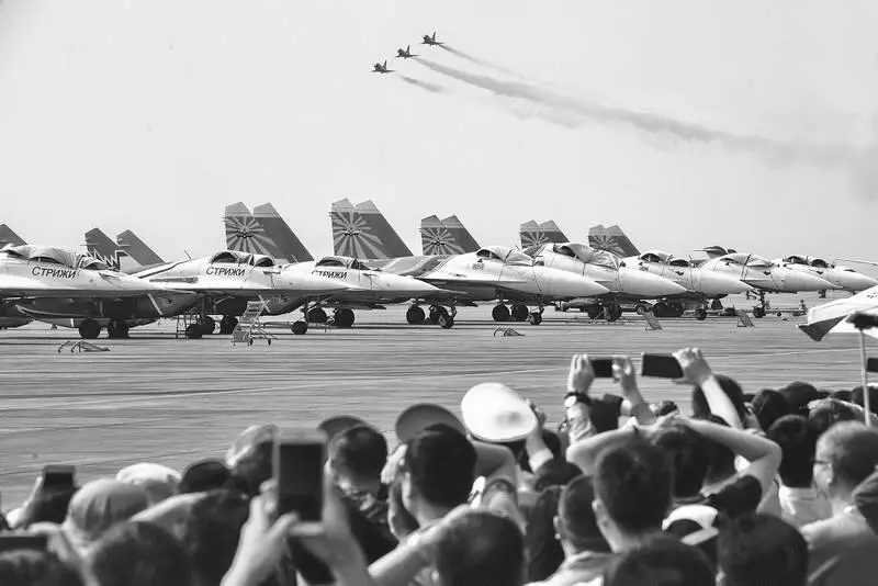 Airshow China 2016 Несмотря на наращивание нашего присутствия в Сирии в - фото 17