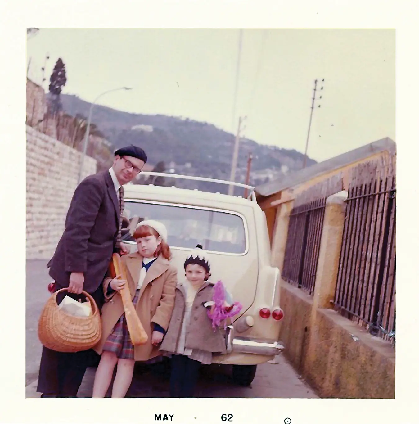 I remember the reflex he had when we would stop somewhere for lunch of taking - фото 7