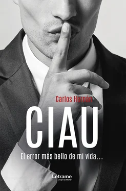 Carlos Hernán CIAU обложка книги