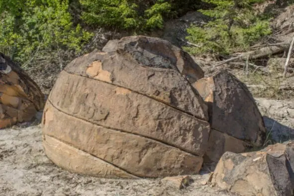 Рис 2 Рис 2 Каменный шар УстьИлимский район Иркутская область 68 - фото 2