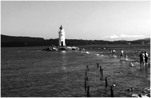 Tokarevsky lighthouse with jet ski buzzing nearby 2015 PHOTO BY LISA DICKEY - фото 8