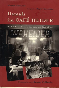 Martin Ahrends Damals im Café Heider обложка книги