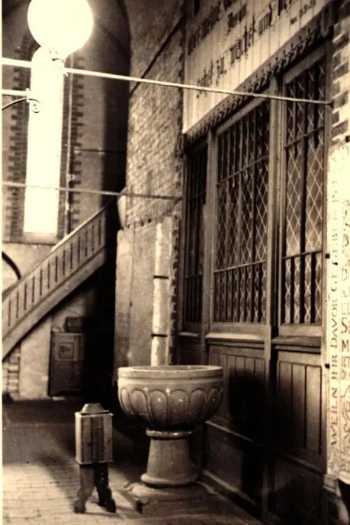 Das alte Taufbecken in der Turmhalle Über seine Schulbildung und sein - фото 8