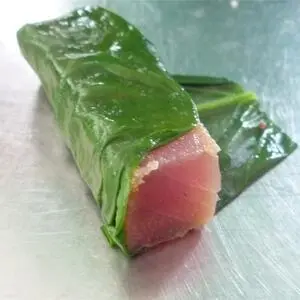 Grüner Spinat und roter Thunfisch Die marinierten Fischfilets Was man braucht - фото 3
