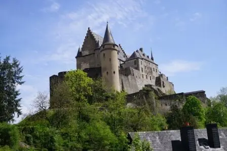 Burg Vianden Fast ein Jahrhundert Luxemburg wird zu Grabe getragen Am 23 - фото 4