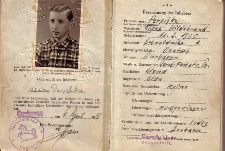 Mein erstes Seefahrtsbuch ausgestellt am 6 April 1951 vom Seemannsamt in - фото 20