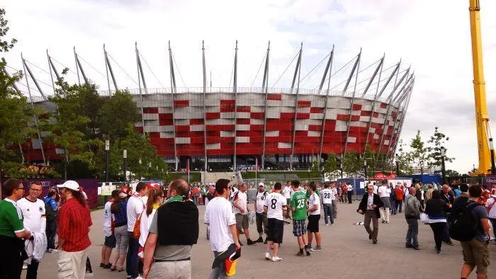 Polenbild bei der EURO 2012 Polen ein modernes weltoffenes Land mit schicken - фото 2