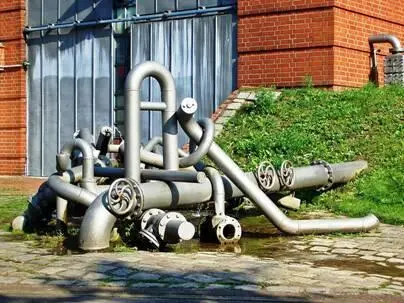 Eduardo Paolozzi Katastrophenbrunnen 1984 Britzer Garten Pumpstation Mohriner - фото 12