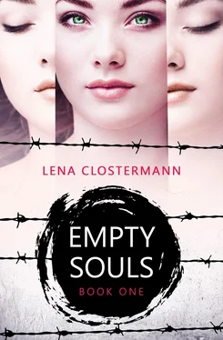 Lena Clostermann Empty Souls обложка книги