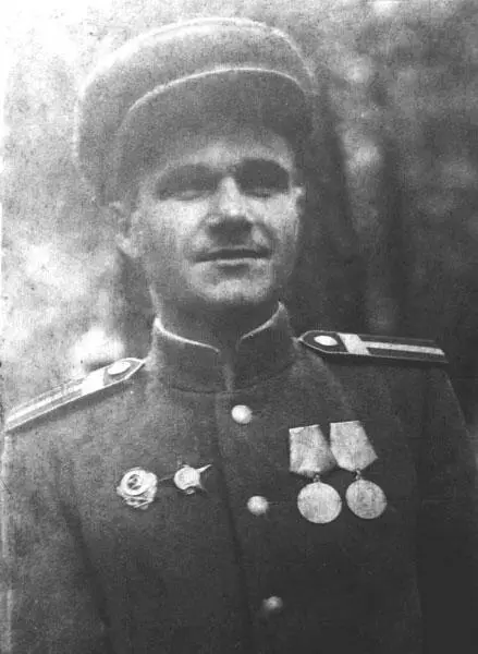 Фёдор Степанович Спасенов В 192030х годах когда голод охватил юговосток - фото 67