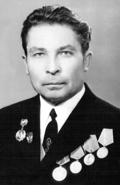 Иван Андреевич Барабанов Иван Андреевич Барабанов гвардии сержант - фото 112