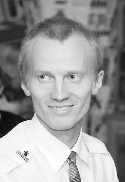 Денис Дроздовокончил Литературный институт имени АМ Горького по специальности - фото 66