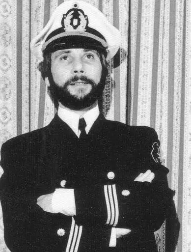 Später war Hans Herz bei der Wasserschutzpolizei tätig Конец - фото 15