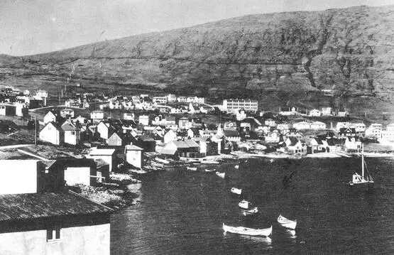 Die Seereise führte uns zunächst an den oberhalb Schottlands gelegenen - фото 10