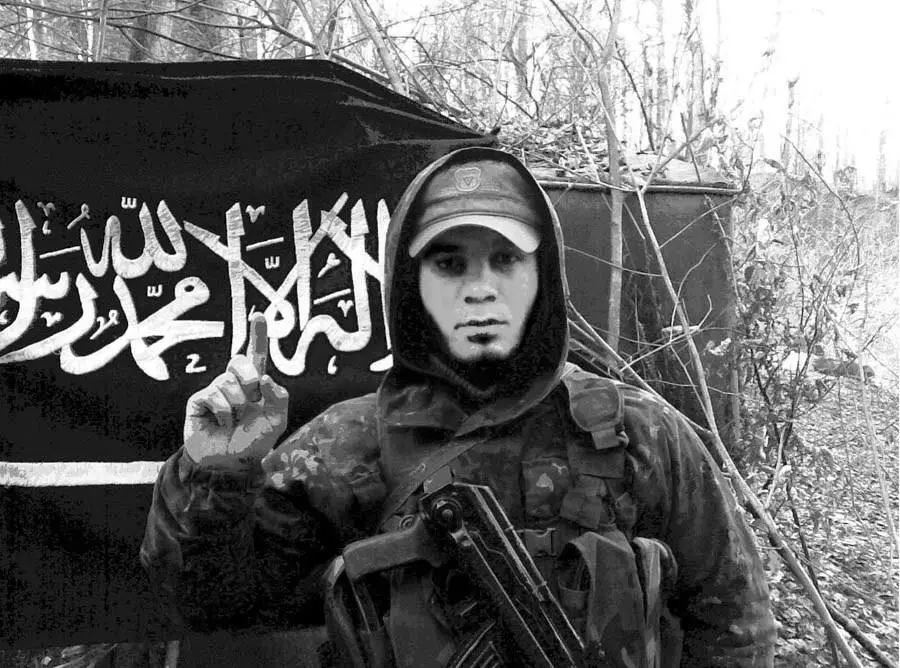 Евлоев Магомед Мухажирович Было установлено что сам Магомед комиссованный по - фото 18