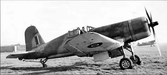 Самолет F4U1В в Британии получил обозначение Корсар MkI - фото 27