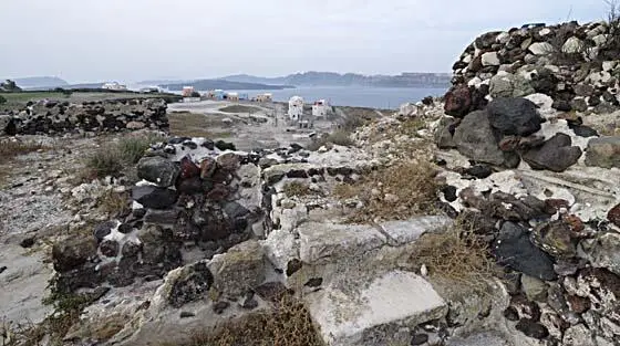 Ruinen der alten Festung Akrotiri Ausgrabungen 500 Jahre vor der Zerstörung - фото 4