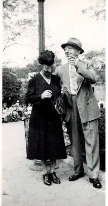 Dora Schmidt heiratete 1898 Hugo Klapproth Sie lebten in New Haven - фото 7