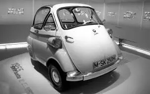 BMW Isetta Weil bei BMW für eine eigene Entwicklung nicht genug Geld vorhanden - фото 3