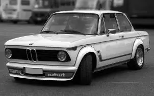 BMW 2002 turbo Angesichts der Ölkrise wurden sportliche Automobile nicht mehr - фото 16