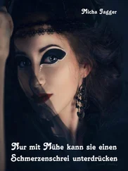 Micha Jagger - Nur mit Mühe kann sie einen Schmerzenschrei unterdrücken