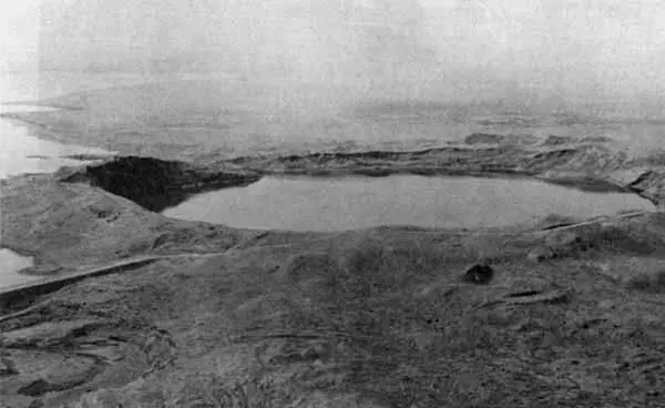 Воронка от ядерного взрыва затопленная водой из озера Чаган 1965 год - фото 9