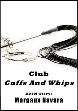 Margaux Navara Club Cuffs And Whips обложка книги
