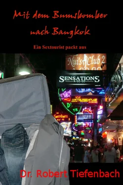 Dr. Robert Tiefenbach Mit dem Bumsbomber nach Bangkok обложка книги