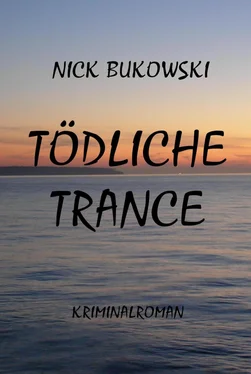 Nick Bukowski Tödliche Trance обложка книги