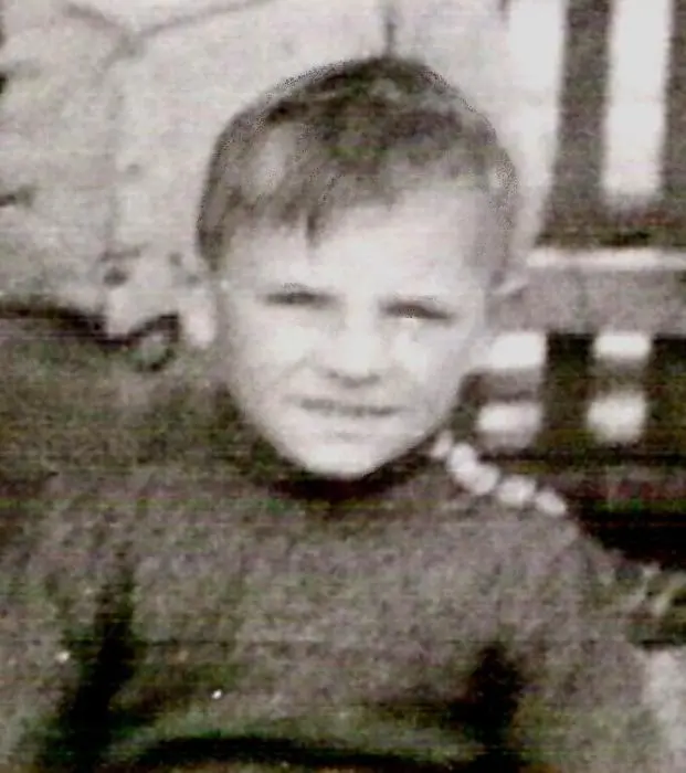 Mein ältestes Bild von mir im Kindergarten ca 1946 also ca 5 Jahre alt - фото 4