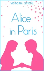 Victoria Stiedl - Alice in Paris