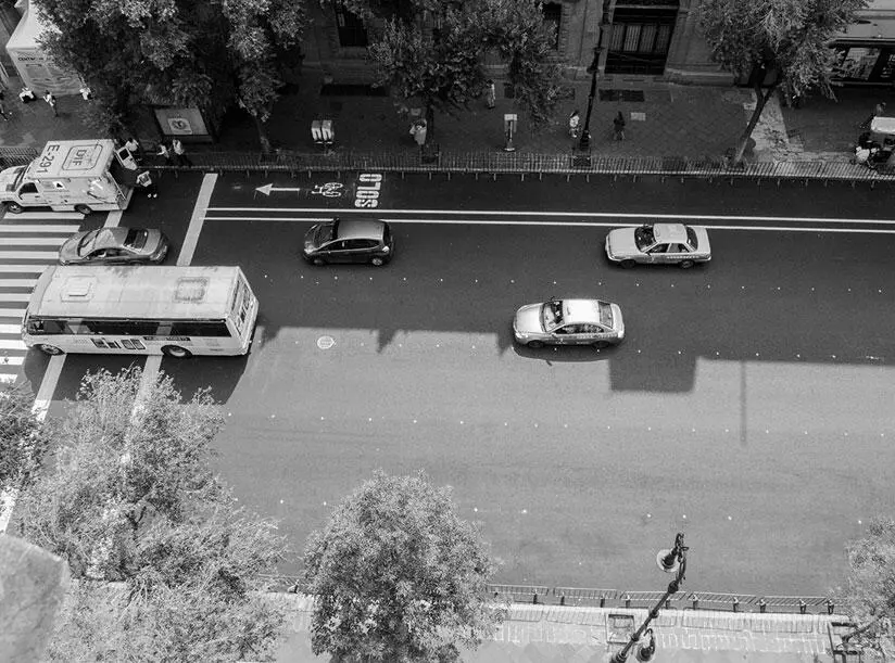 Мехико Проспект 20 Ноября часть автомобильных полос перед излюбленным местом - фото 41