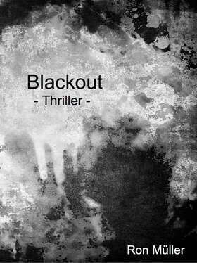 Ron Müller Blackout обложка книги
