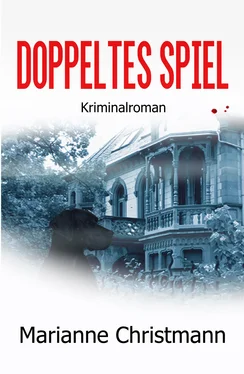 Marianne Christmann Doppeltes Spiel обложка книги