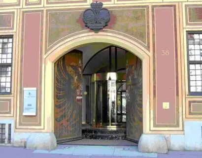 Fuggerhaus Adlertor Von Emkaer Eigenes Werk CC BYSA 30 - фото 18