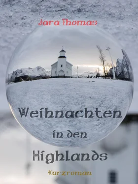 Jara Thomas Weihnachten in den Highlands обложка книги
