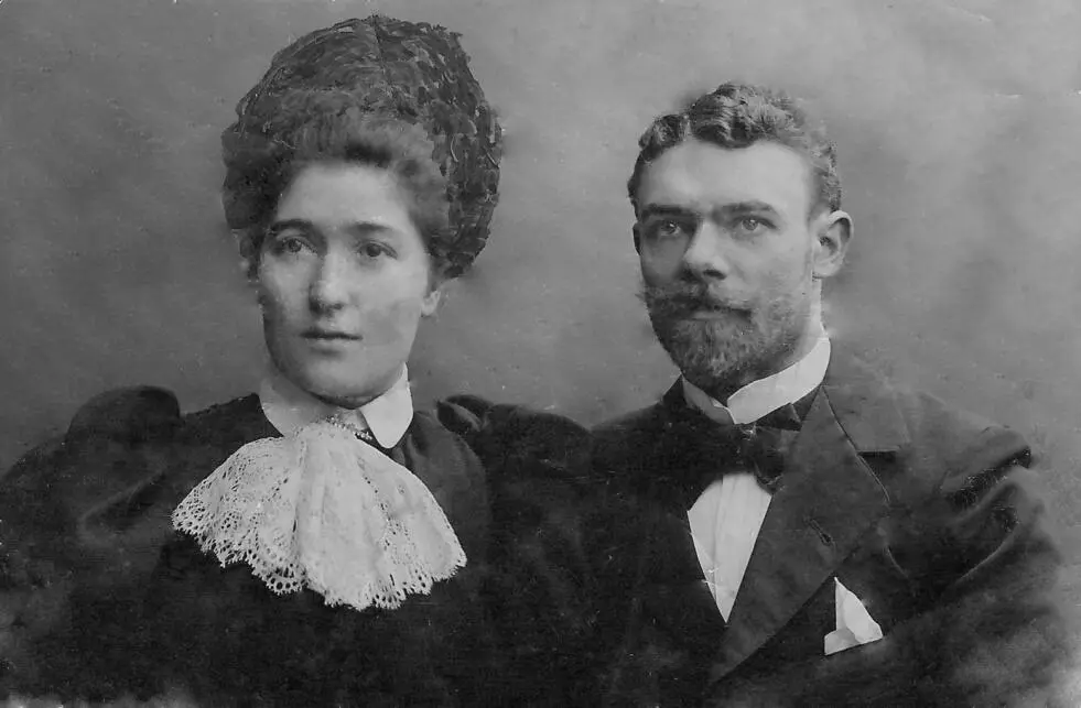 Das Verlobungsfoto von Eliza und Wilhelm von 1896 Bild 4 Lizzi war nicht im - фото 5