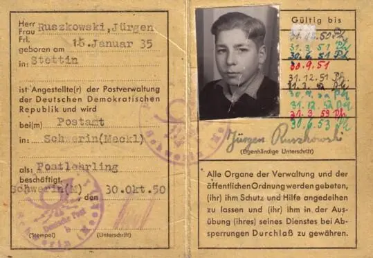 Postausweis von 1950 Der Herausgeber vor dem Haus wohnte im Lehrlingsheim - фото 17
